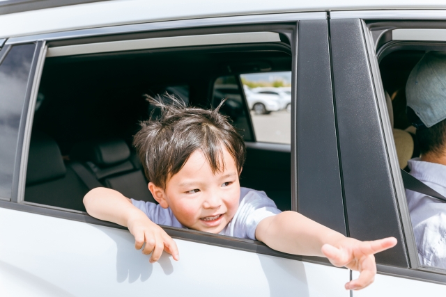 車の中の『ここやってる？』が、こんなにも愛おしい